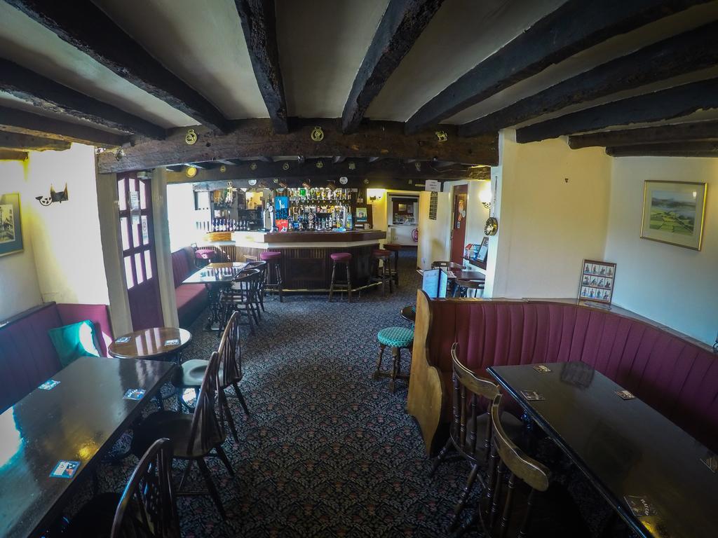 Hotel The Red Lion Lowick Green Esterno foto